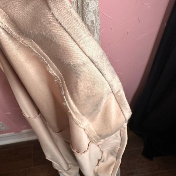 Morgan & Company Sparkling Lace
Formal - Picture 7 of 8